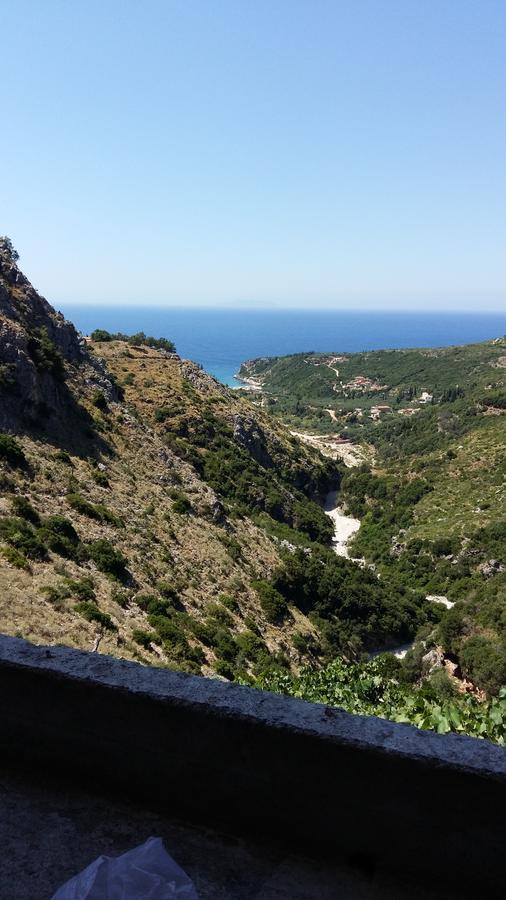 Irini Boutique Rooms!!! Χειμάρρα Εξωτερικό φωτογραφία